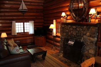 RIPPLECOVE, HOTEL SUR LE LAC