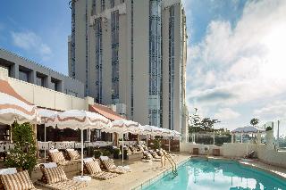 SUNSET TOWER HOTEL