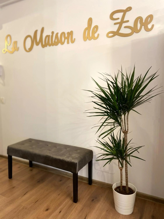 LA MAISON DE ZOE AIRPORT RESIDENCES