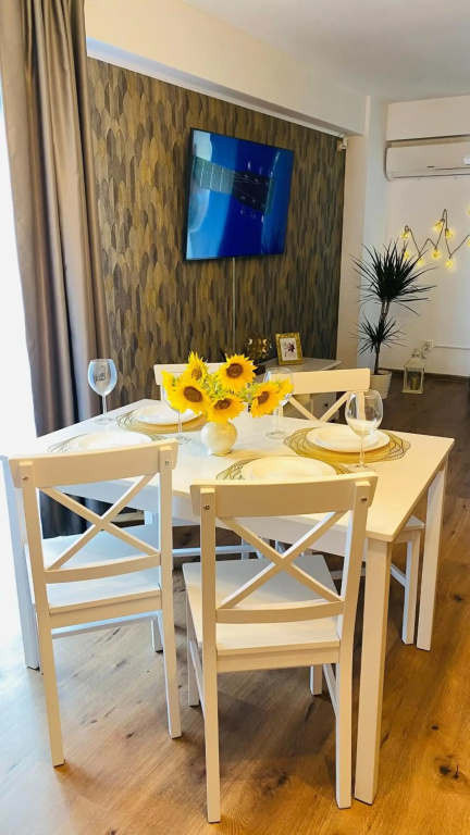 LA MAISON DE ZOE AIRPORT RESIDENCES
