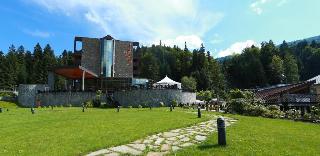 LUX GARDEN HOTEL