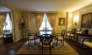 WINDSOR ARMS HOTEL