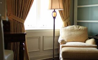 WINDSOR ARMS HOTEL