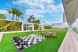 THE BEVERLY HILTON