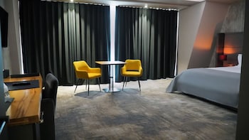 ANIROC SIGNATURE HOTEL