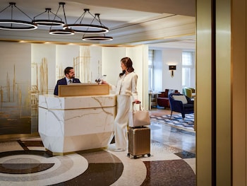 FAIRMONT ROYAL YORK GOLD EXPERIENCE