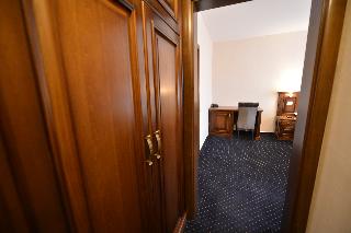 NOBLESSE BOUTIQUE HOTEL