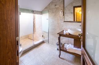 NOBLESSE BOUTIQUE HOTEL