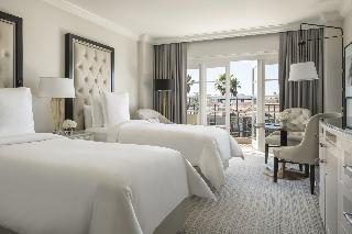 FOUR SEASONS LOS ANGELES AT BEVERLY HILLS