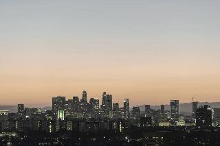 FOUR SEASONS LOS ANGELES AT BEVERLY HILLS