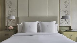 FOUR SEASONS HOTEL TORONTO