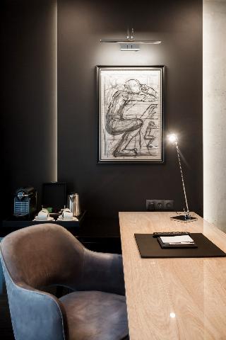 HOTEL PLATINIA
