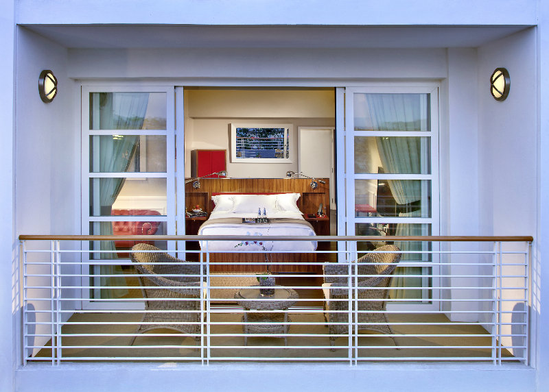CAMEO BEVERLY HILLS, LXR HOTELS & RESORTS