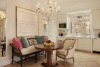 THE PENINSULA BEVERLY HILLS