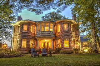 FAIRHOLM BOUTIQUE INNS