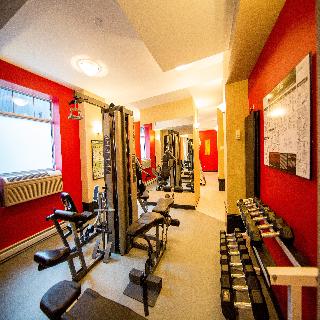 THE LORD NELSON HOTEL & SUITES